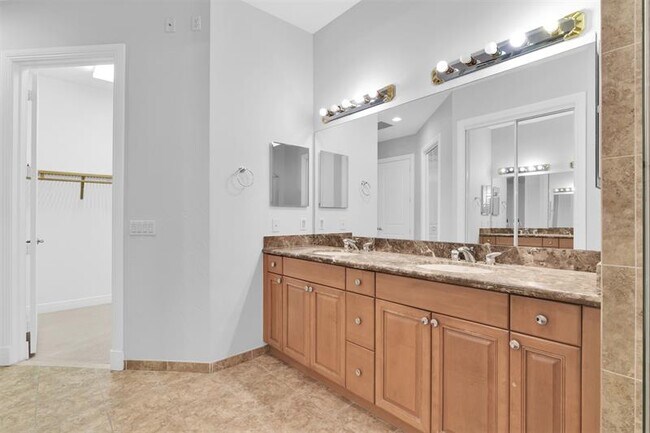 Building Photo - 7535 Old Thyme Ct