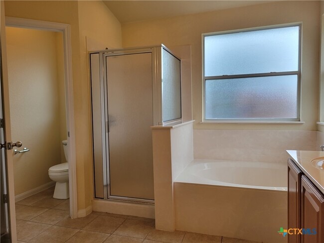 Building Photo - 314 Crowfoot Dr