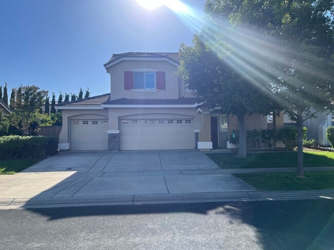 Building Photo - 5590 Cobbler Ln