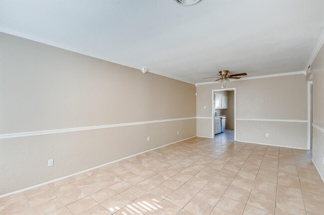 Building Photo - 2689 Gessner Rd