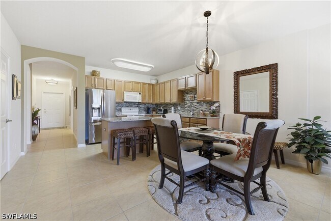 Building Photo - 9631 Spanish Moss Way