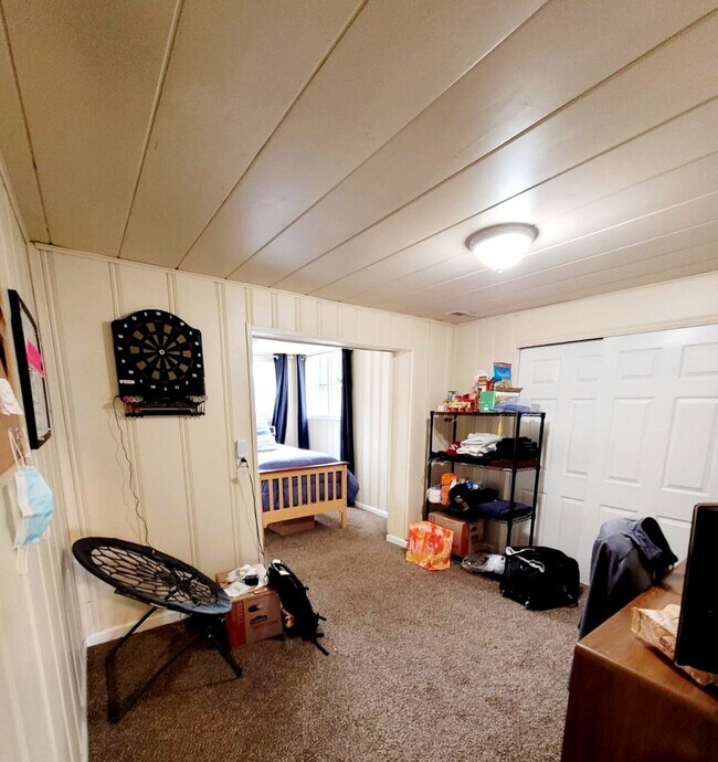 Building Photo - Beautiful Ranch-Style Home Near CU & Boulder Creek Path | Avail. August 1, 2026 (Pre-Lease)