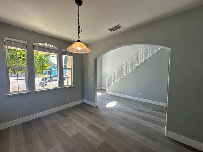 Building Photo - 1435 Lever Blvd