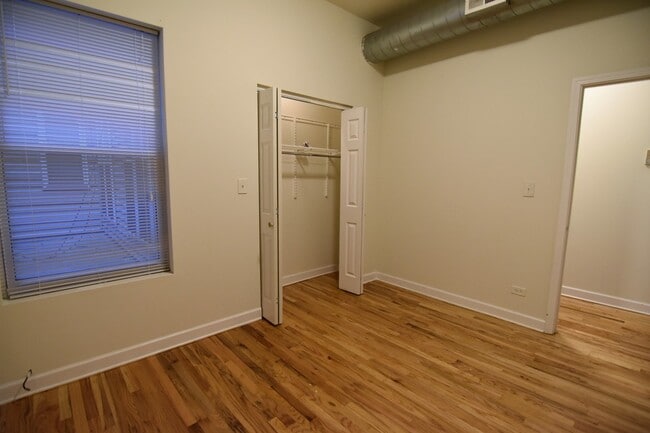 Building Photo - 3805 N Broadway
