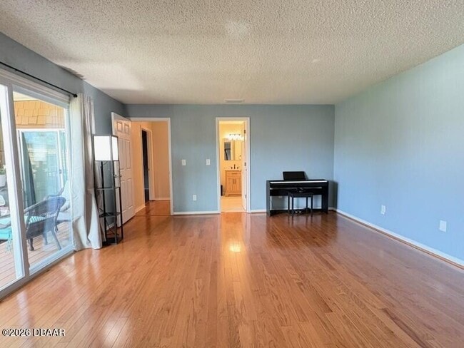 Building Photo - 104 Moonstone Ct