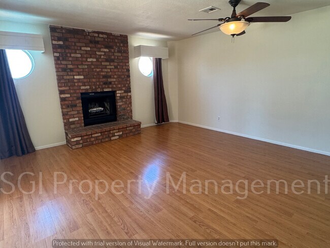 Building Photo - 3817 W Frier Dr