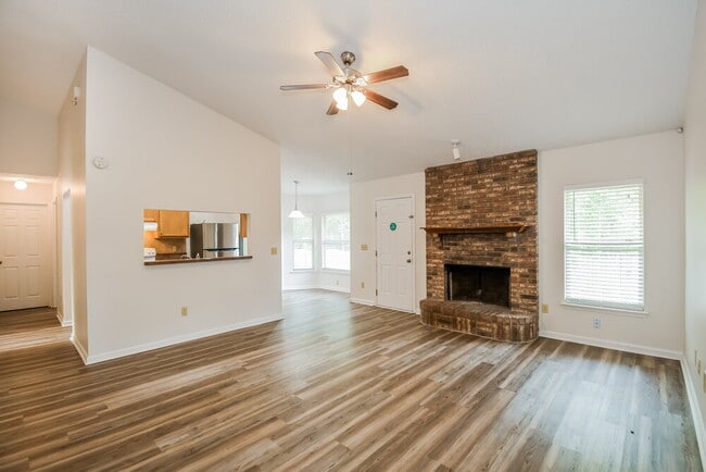 Building Photo - 283 Springfield Ct