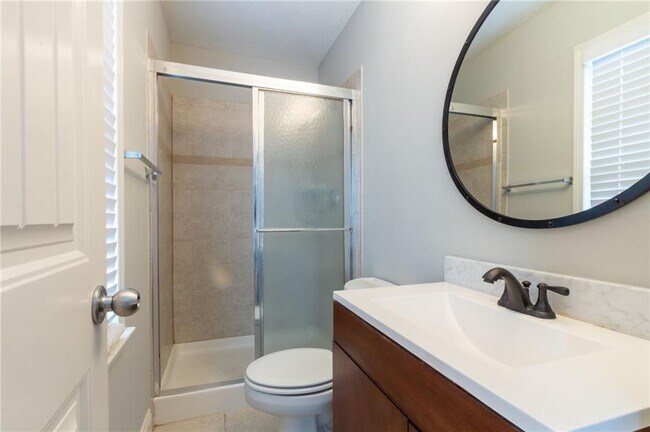 Building Photo - 3226 Hickory Bluff Dr