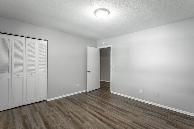 Building Photo - 1407 Mana Ln