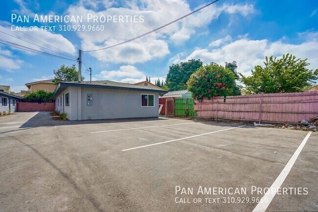 Building Photo - 13842 Arthur Ave