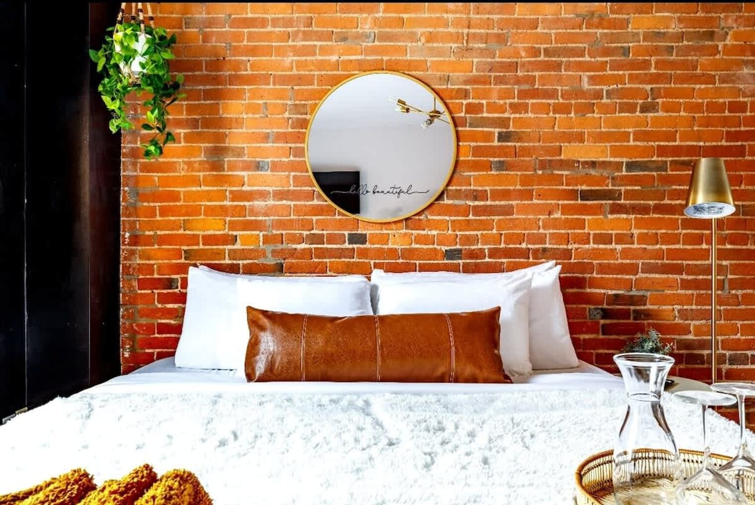 Building Photo - 1180 N High St