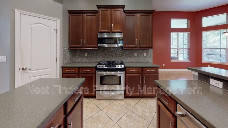 Building Photo - 5995 Shadehill Rd