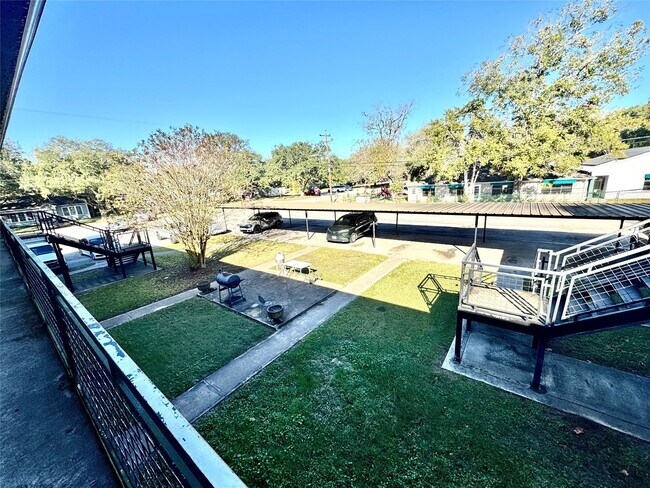 Building Photo - 2201 N Grand Blvd