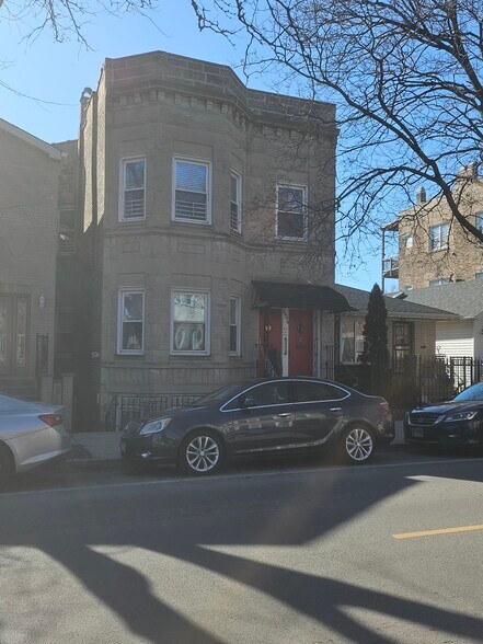 Building Photo - 2974 S Loomis St