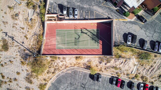 Building Photo - 4433 N Stanton St