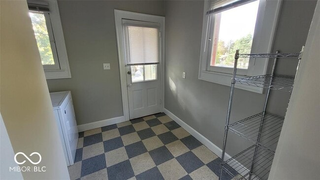 Building Photo - 50 N Campbell Ave