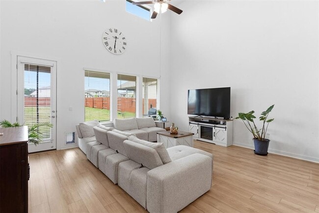 Building Photo - 105 Nuntree Cv