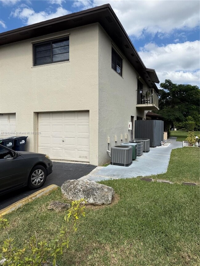 Building Photo - 13994 SW 46th Terrace