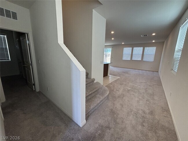 Building Photo - 7008 Dandelion Pk Ave