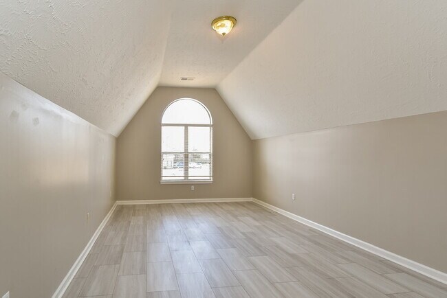 Building Photo - 7354 Pamela Cove