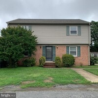 Building Photo - 300 Claiborne Ave