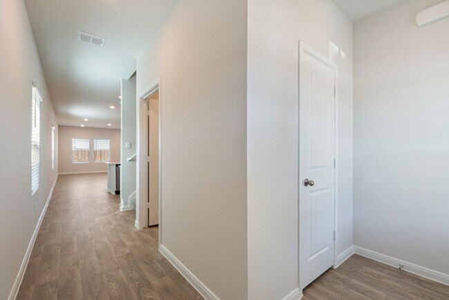 Building Photo - Modern Comfort Meets Prime Location in This Stunning San Marcos Home