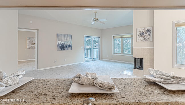 Building Photo - 2099 Winterbourne W