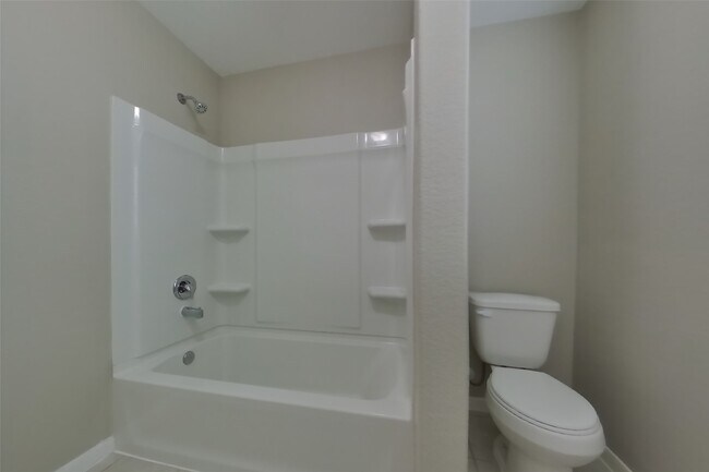 Building Photo - 421 Palomino Stand Dr