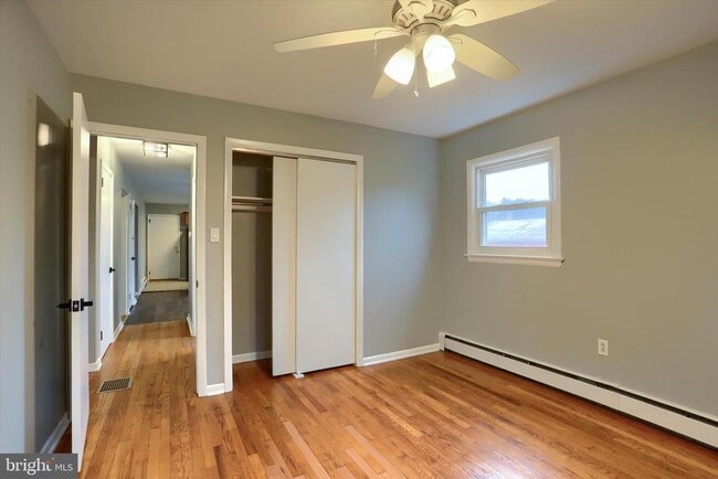 Building Photo - 685 Knight Rd