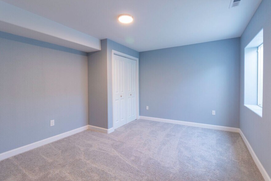 Building Photo - 9360 Wolf Pack Terrace