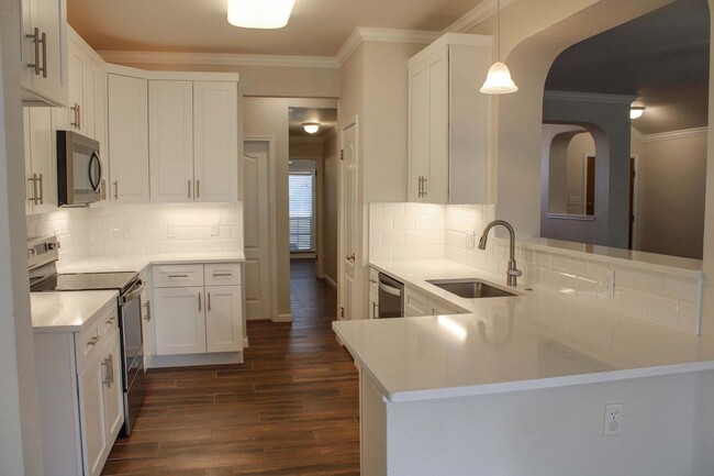 Building Photo - RENOVATED 3-BEDROOM IN REDLAND RANCH, NORT...