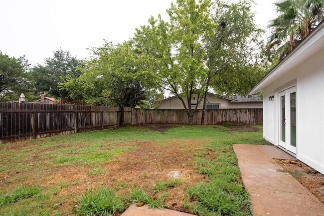 Building Photo - 11605 Gungrove Cir