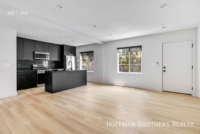 Building Photo - 209 Lucas Ave