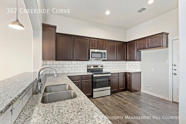 Building Photo - 307 Creekside Curve