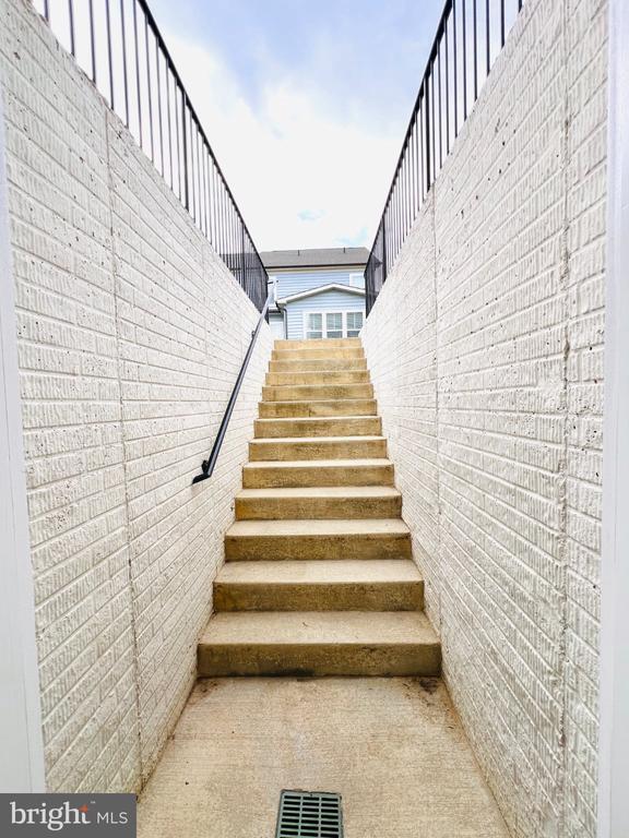 Building Photo - 9875 Selkie Ln