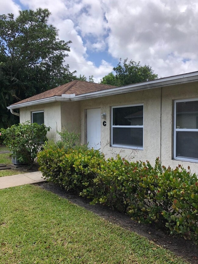 Primary Photo - 5060 Sanctuary Way