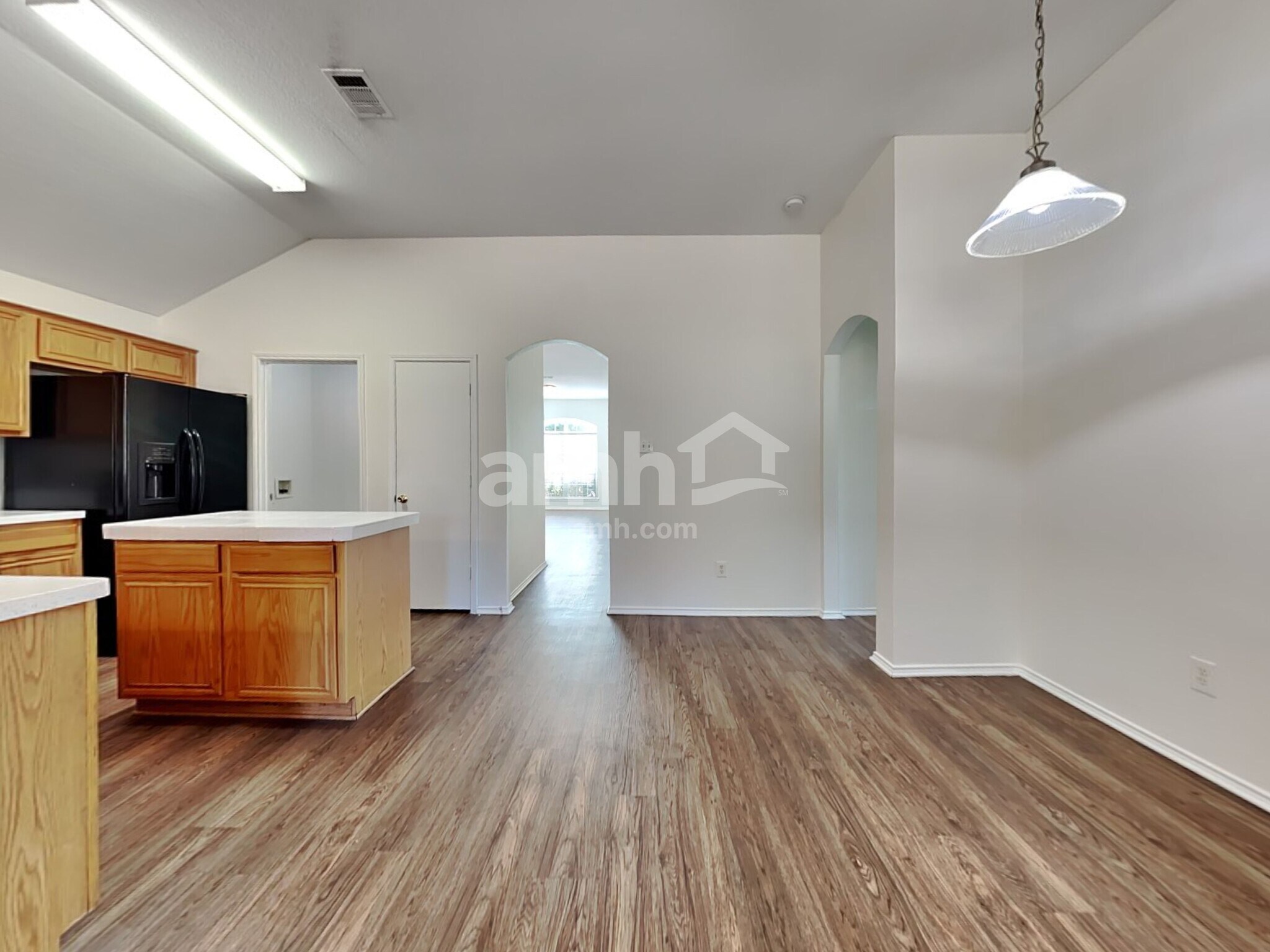 Building Photo - 1218 Taluca St