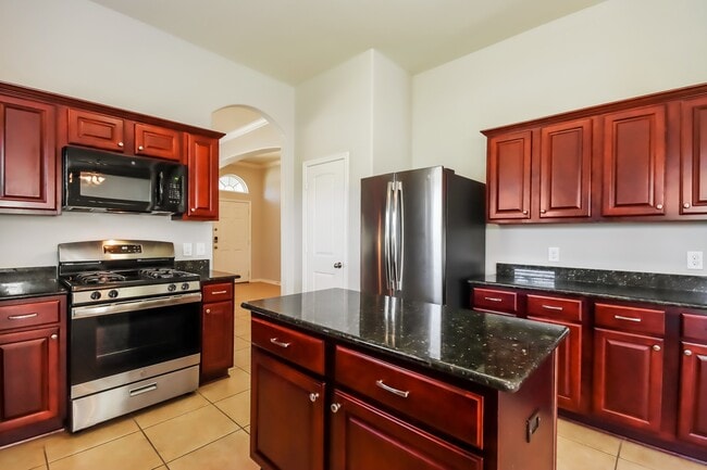 Building Photo - 1110 Shadow Glenn Dr