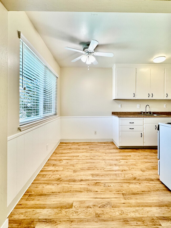 Floorplan - Garden Glen Apartments