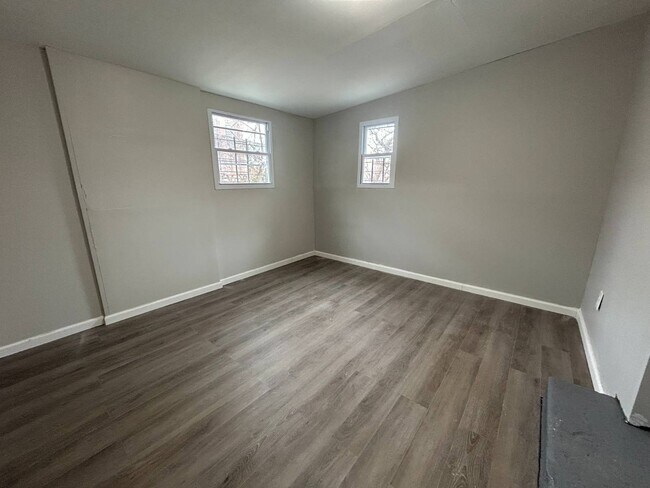 Building Photo - 1819 Palisade Pl