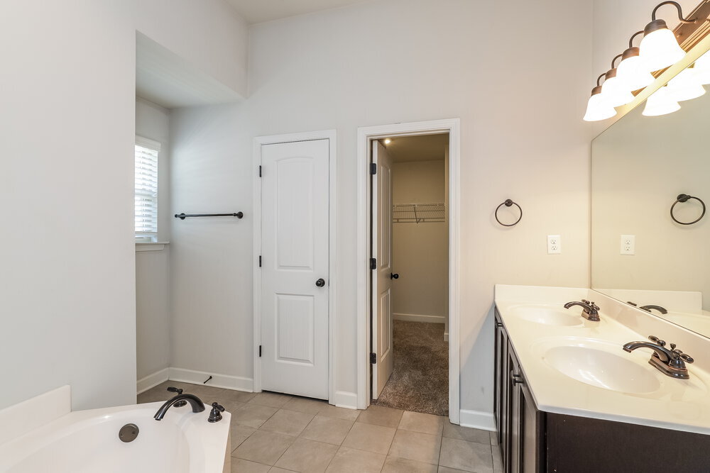 Building Photo - 1451 Switzer Dr