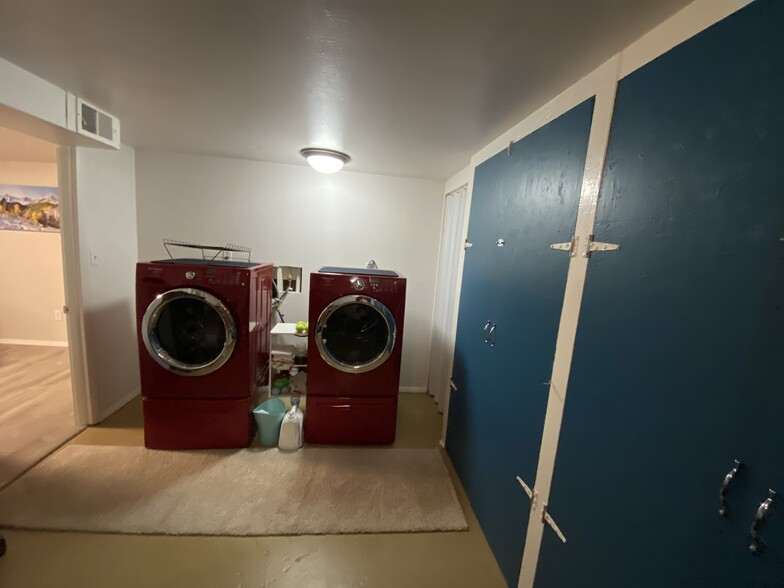 Laundry/Storage - 3487 W Alamo Ave