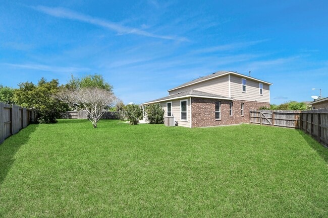 Building Photo - 1601 Bel Riposo Ln