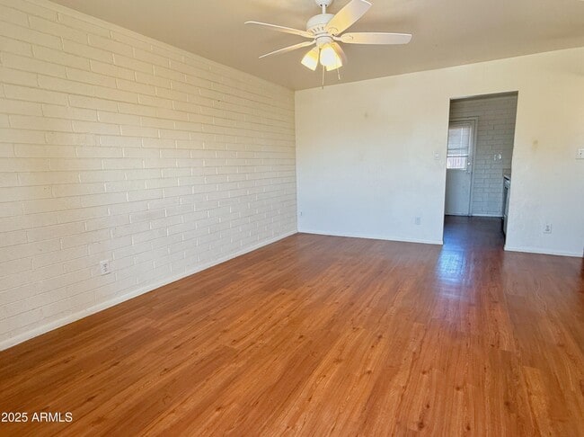 Building Photo - 1240 W Dunlap Ave