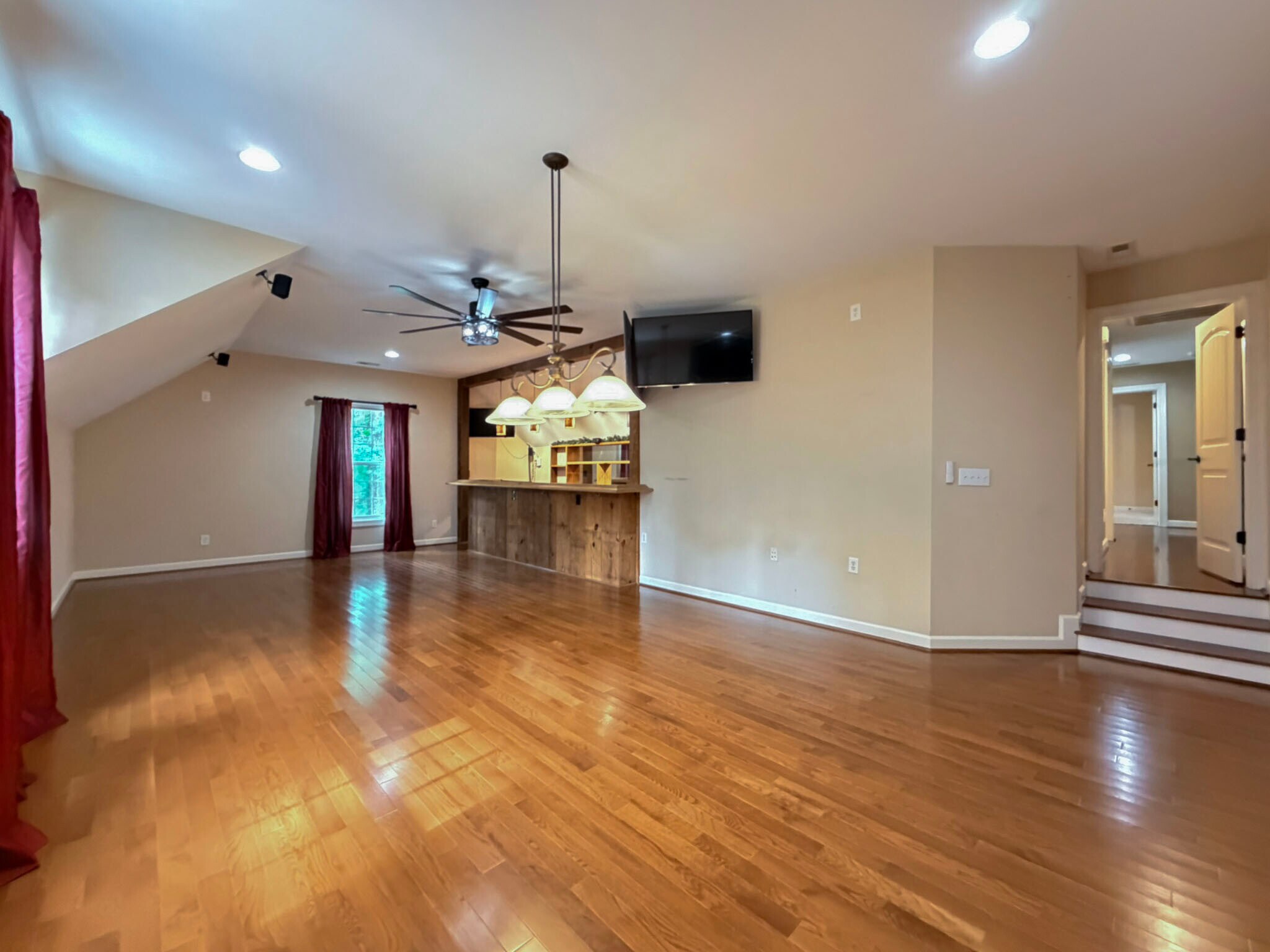 Building Photo - 5604 Pine Rock Ct