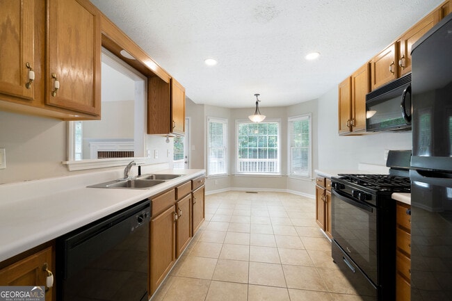 Building Photo - 33 Stevenson Point