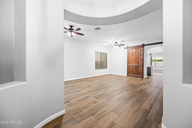 Building Photo - 4231 E Marshall Ave