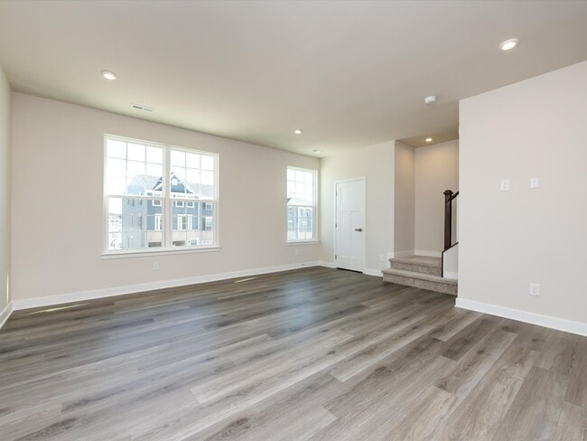 Building Photo - 431 Moondance Dr