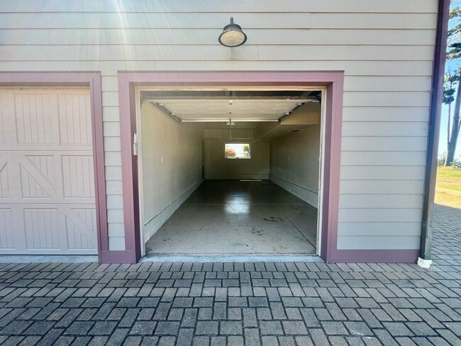 Building Photo - Carmel Highlands Mountain Top Stunning Vie...