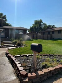 Building Photo - Beautifully Renovated 4bd 3bth Home Move I...
